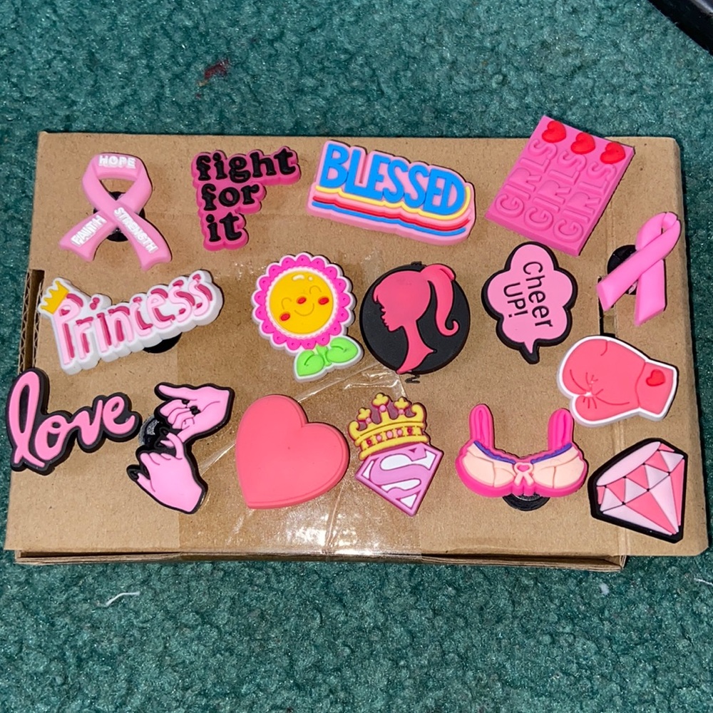 Pink jibbitz
